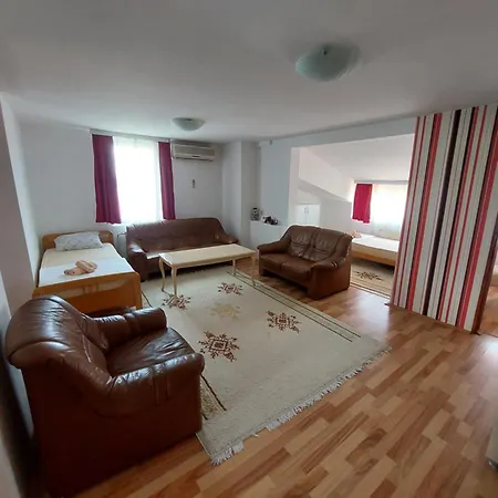 Apartment Did Apartment's